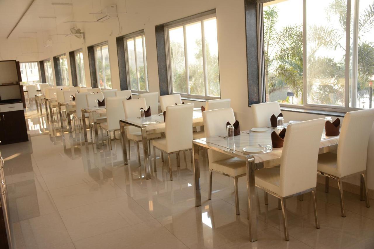 Ratnaa Resort Khamshet Exterior foto
